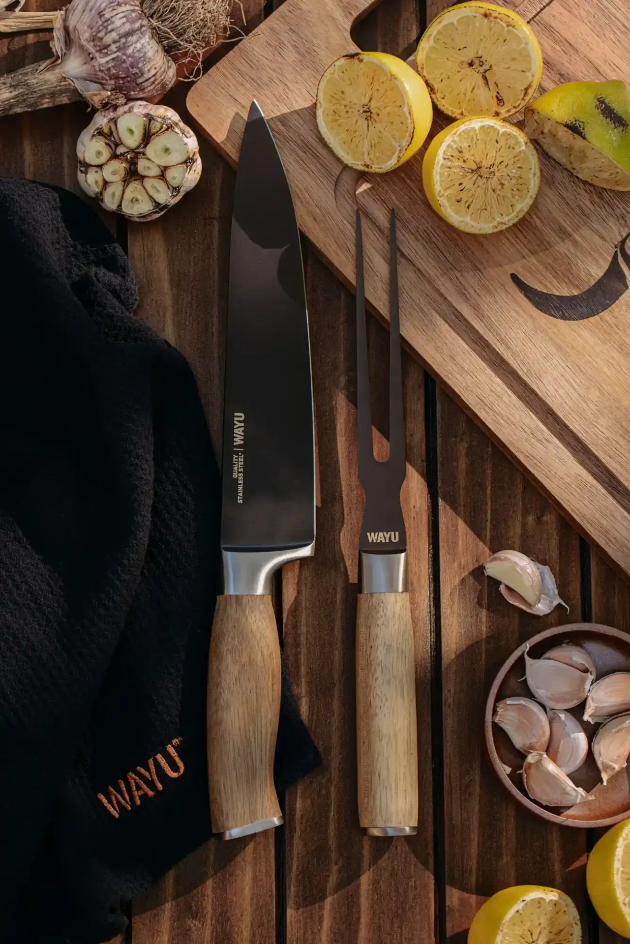 Set Cuchillo y Tenedor Wayu con Mango de Madera - Imagen 2
